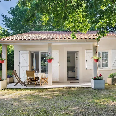 Maison Le Coteau Des Sources Montpon-Menesterol