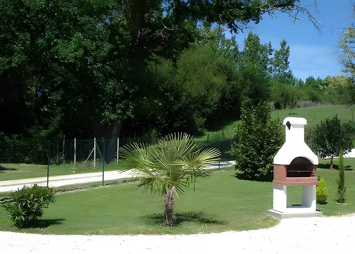 Maison Le Coteau Des Sources * Montpon-Menesterol